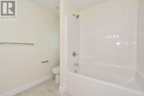 2508 Golf View Crescent, Blind Bay, BC - Indoor Photo Showing Bathroom