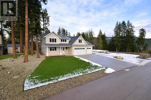 2508 Golf View Crescent, Blind Bay, BC - Outdoor With Facade