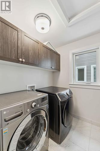 632 Moonflower Crescent S, Ottawa, ON - Indoor Photo Showing Laundry Room