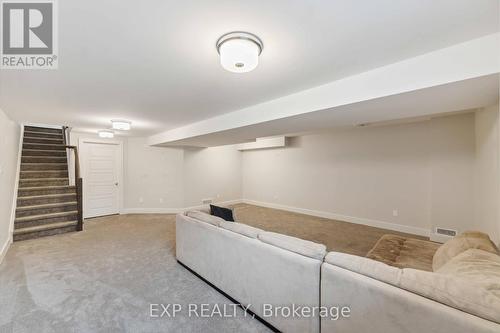 632 Moonflower Crescent S, Ottawa, ON - Indoor Photo Showing Other Room