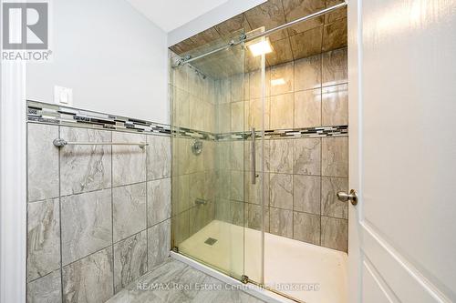 9291 Highway 25 Road, Halton Hills (1049 - Rural Halton Hills), ON - Indoor Photo Showing Bathroom