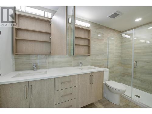 1588 Ellis Street Unit# 1402, Kelowna, BC - Indoor Photo Showing Bathroom