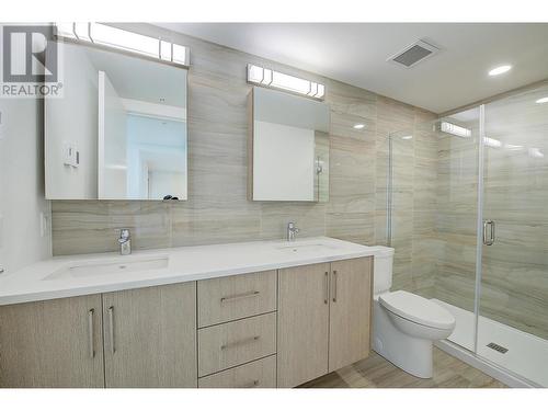 1588 Ellis Street Unit# 1402, Kelowna, BC - Indoor Photo Showing Bathroom