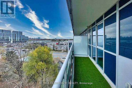 812 - 591 Sheppard Avenue E, Toronto, ON - Outdoor With View