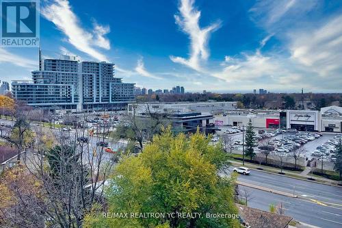 812 - 591 Sheppard Avenue E, Toronto, ON - Outdoor With View