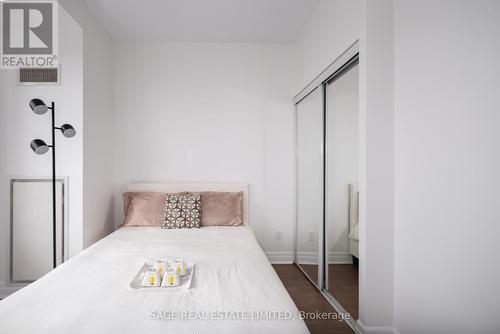 624 - 20 Gothic Avenue, Toronto, ON - Indoor Photo Showing Bedroom