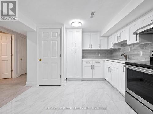 1255 Forestwood Drive, Mississauga, ON - Indoor Photo Showing Kitchen