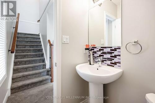 28 Sparrow Crescent, East Luther Grand Valley, ON - Indoor Photo Showing Bathroom