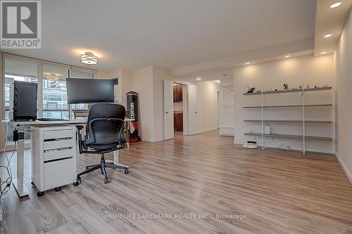 303 - 238 Doris Avenue, Toronto, ON - Indoor Photo Showing Other Room