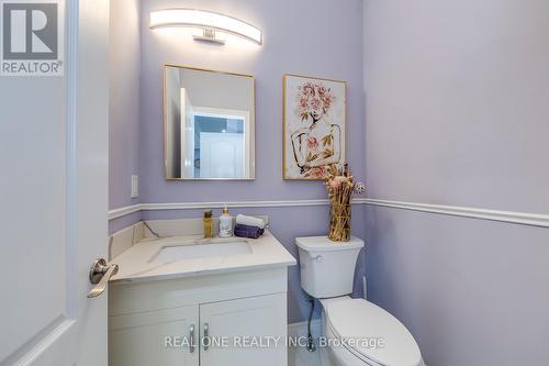 1564 Pinery Crescent, Oakville, ON - Indoor Photo Showing Bathroom