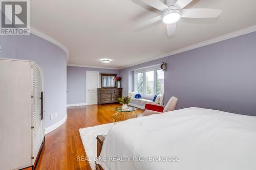 1564 Pinery Crescent, Oakville, ON - Indoor Photo Showing Bedroom