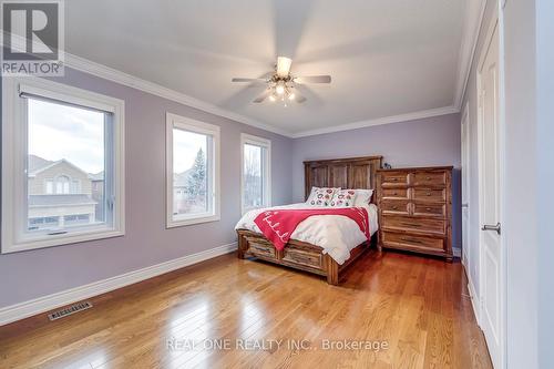 1564 Pinery Crescent, Oakville, ON - Indoor Photo Showing Bedroom