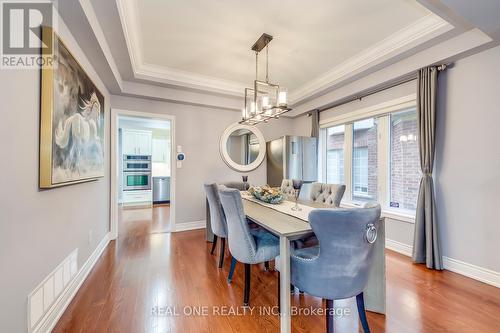 1564 Pinery Crescent, Oakville, ON - Indoor Photo Showing Dining Room