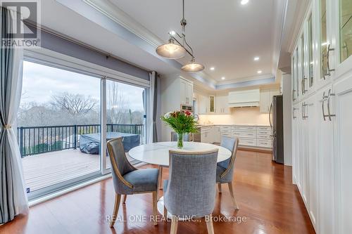 1564 Pinery Crescent, Oakville, ON - Indoor Photo Showing Dining Room