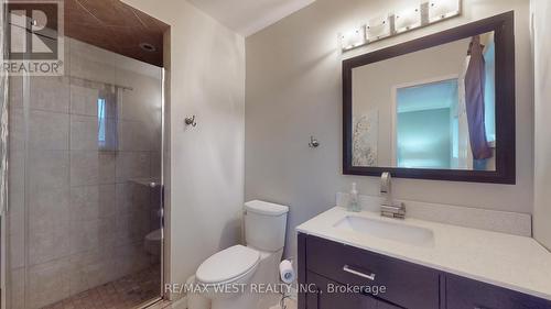 11 Mccreary Trail, Caledon, ON - Indoor Photo Showing Bathroom