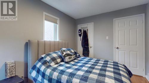 11 Mccreary Trail, Caledon, ON - Indoor Photo Showing Bedroom