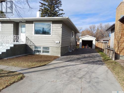 216 College Avenue E, Regina, SK - Outdoor