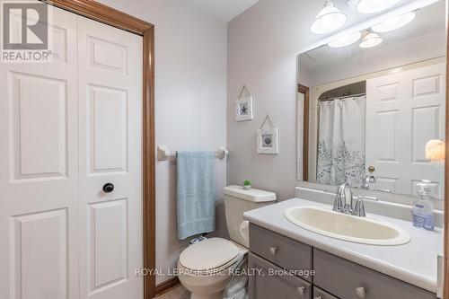 337 Pleasant Avenue N, Fort Erie, ON - Indoor Photo Showing Bathroom