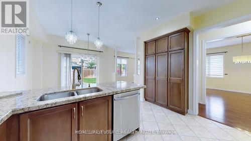 66 Faris Street, Bradford West Gwillimbury, ON - Indoor Photo Showing Kitchen With Double Sink