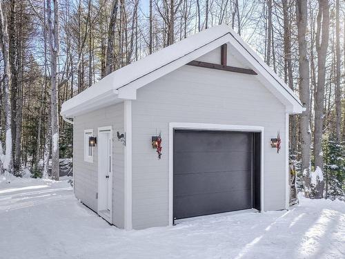 Garage - 1 Rue Des Trilliums, Gore, QC - Outdoor With Exterior