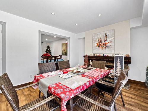 Salle Ã  manger - 25 Rue De Tanglewood, Kirkland, QC - Indoor Photo Showing Dining Room