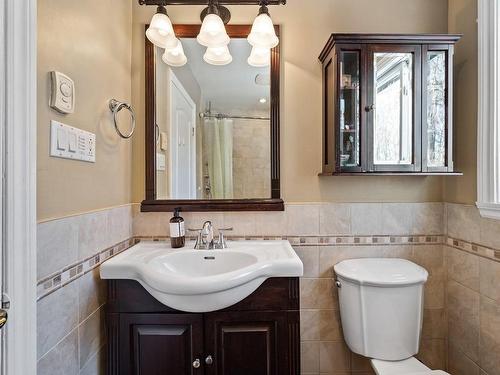 Salle de bains - 25 Rue De Tanglewood, Kirkland, QC - Indoor Photo Showing Bathroom