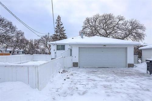 117 Royal Ave, Winnipeg, MB 