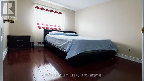 5060 Moulin Rouge Crescent, Mississauga, ON - Indoor Photo Showing Bedroom