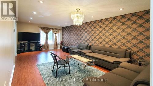 5060 Moulin Rouge Crescent, Mississauga, ON - Indoor Photo Showing Other Room