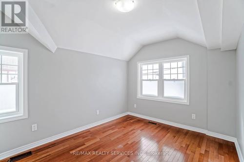 6 Trueman Street, Brampton, ON - Indoor Photo Showing Other Room