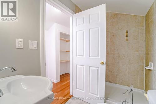 6 Trueman Street, Brampton, ON - Indoor Photo Showing Bathroom