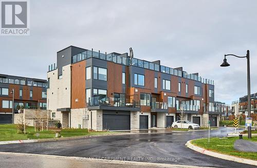 4 - 117 Sladden Court, Blue Mountains, ON - Outdoor With Facade