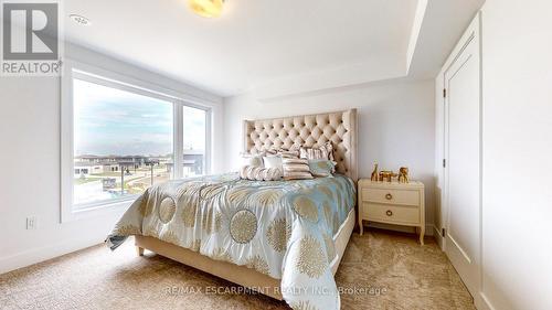 4 - 117 Sladden Court, Blue Mountains, ON - Indoor Photo Showing Bedroom