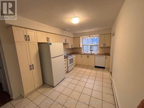 3 - 429 Lawrence Avenue W, Toronto, ON - Indoor Photo Showing Kitchen With Double Sink