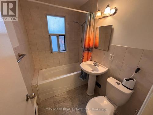 3 - 429 Lawrence Avenue W, Toronto, ON - Indoor Photo Showing Bathroom