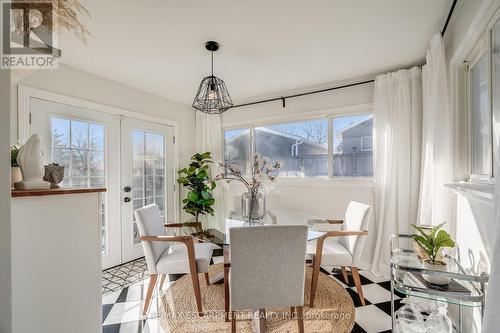 148 Churchill Road S, Halton Hills, ON - Indoor Photo Showing Dining Room