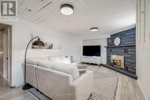 148 Churchill Road S, Halton Hills, ON - Indoor Photo Showing Living Room With Fireplace