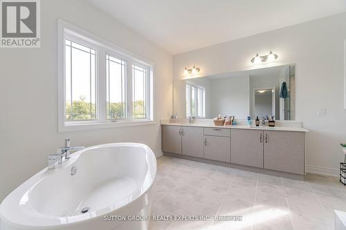 59 Raspberry Ridge Avenue, Caledon, ON - Indoor Photo Showing Bathroom