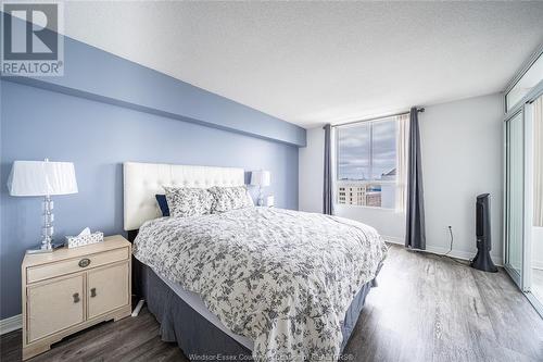 75 Riverside Drive Unit# 1403, Windsor, ON - Indoor Photo Showing Bedroom