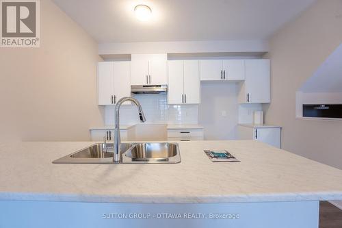 177 Beebalm Crescent, Ottawa, ON - Indoor Photo Showing Kitchen With Double Sink