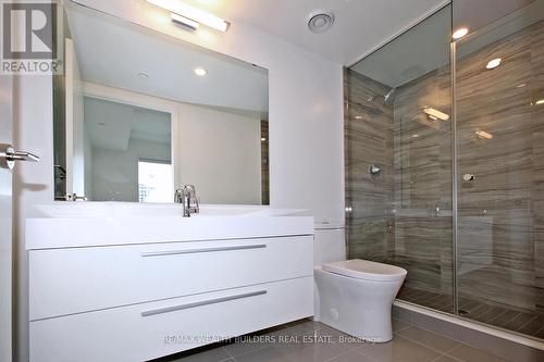 1404 - 39 Roehampton Avenue, Toronto, ON - Indoor Photo Showing Bathroom