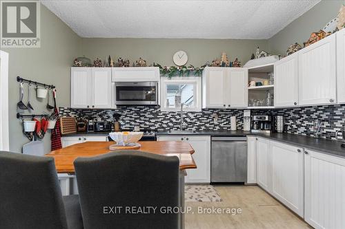 391 Thomas Street, Deseronto, ON - Indoor Photo Showing Kitchen