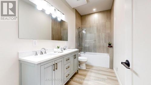 147 Second Street, Collingwood, ON - Indoor Photo Showing Bathroom