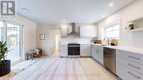 147 Second Street, Collingwood, ON - Indoor Photo Showing Kitchen