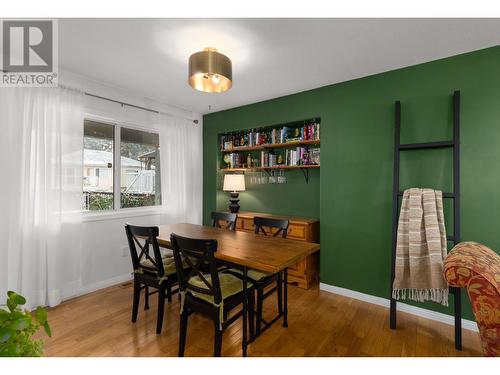 487 Glen Pine Court, Kelowna, BC - Indoor Photo Showing Dining Room