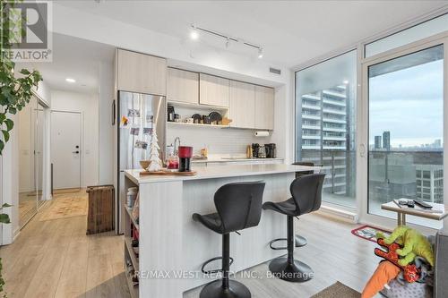 2104 - 20 Tubman Avenue, Toronto, ON - Indoor Photo Showing Kitchen