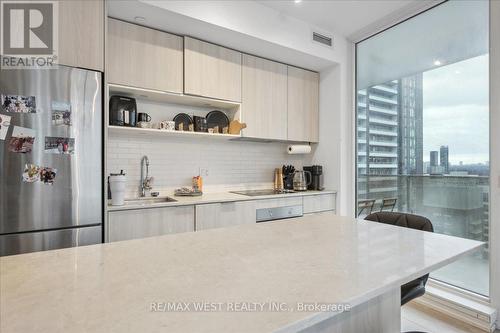 2104 - 20 Tubman Avenue, Toronto, ON - Indoor Photo Showing Kitchen With Upgraded Kitchen