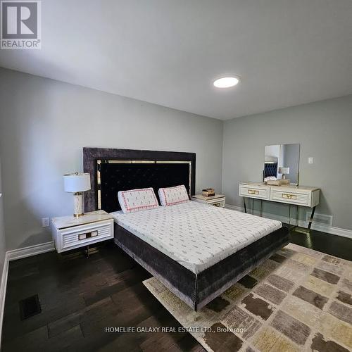 1503 Ogden Avenue, Mississauga, ON - Indoor Photo Showing Bedroom