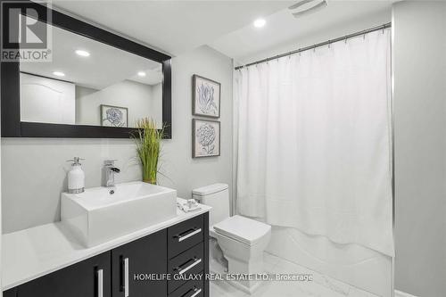 1503 Ogden Avenue, Mississauga, ON - Indoor Photo Showing Bathroom