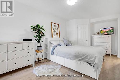 54 - 1222 Rose Way, Milton, ON - Indoor Photo Showing Bedroom